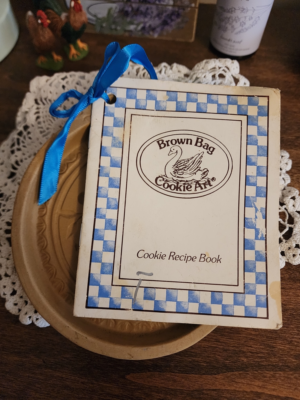 Brown Bag Cookie Art: Blue & White Cookie Recipe Book